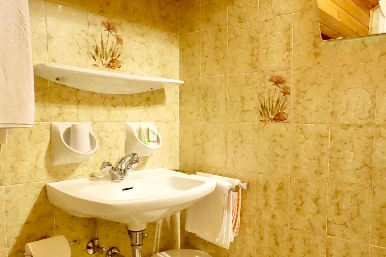 Ciasa Preroman Mansarde Apartment Сан Мартино ин Бадия Екстериор снимка